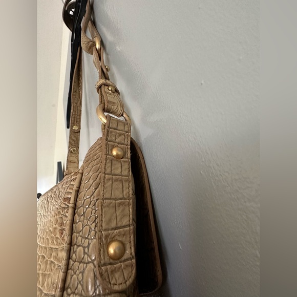 Brahmin toasted almond leather twist latch shoulder bag - Picture 15 of 15